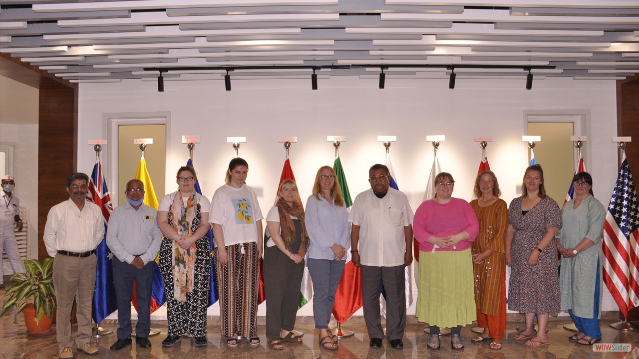 Students & faculty from University of Worcester UK with visit Hon'ble Chancellor Dr Rajendra E Vikhe Patil